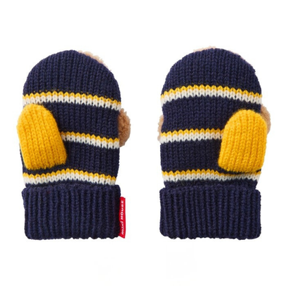 Pucchi & Usako's Huggable Knit Mittens