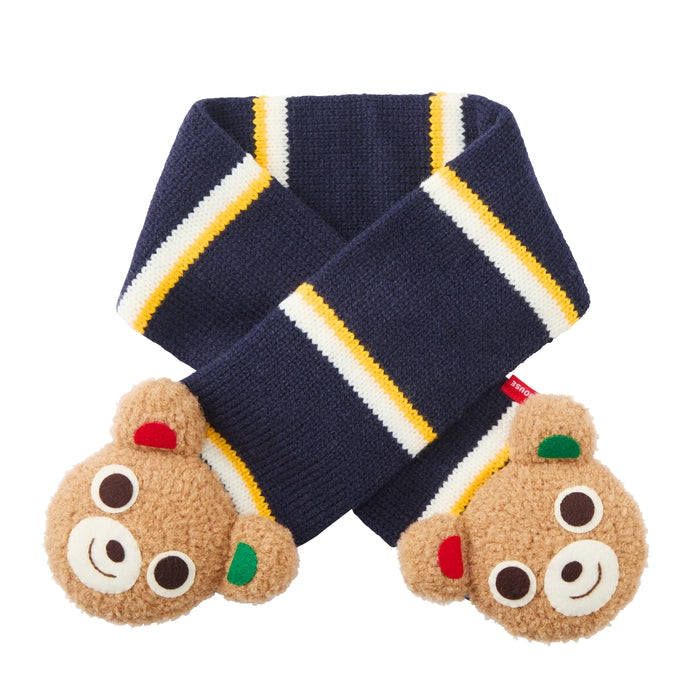 Pucchi & Usako’s Huggable Knit Scarf