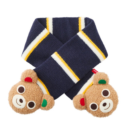 Pucchi & Usako’s Huggable Knit Scarf