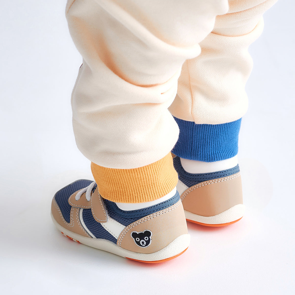 Retro Running Second Shoes