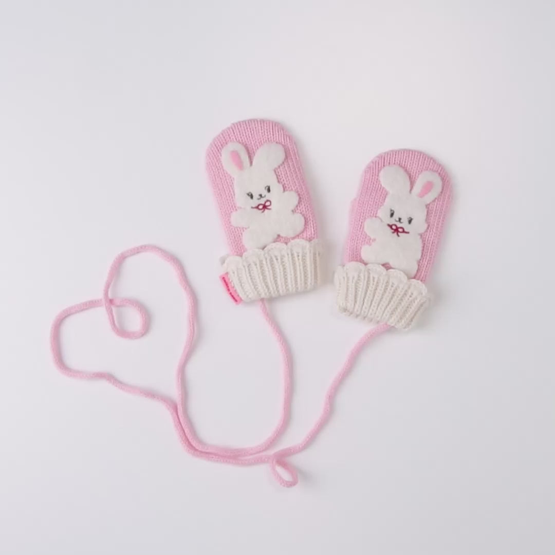 Seasonal Gray x Pink Mittens