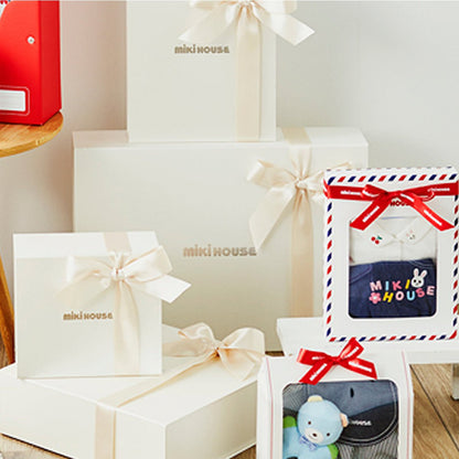 Gift Wrapping with a Message Card - MIKI HOUSE USA